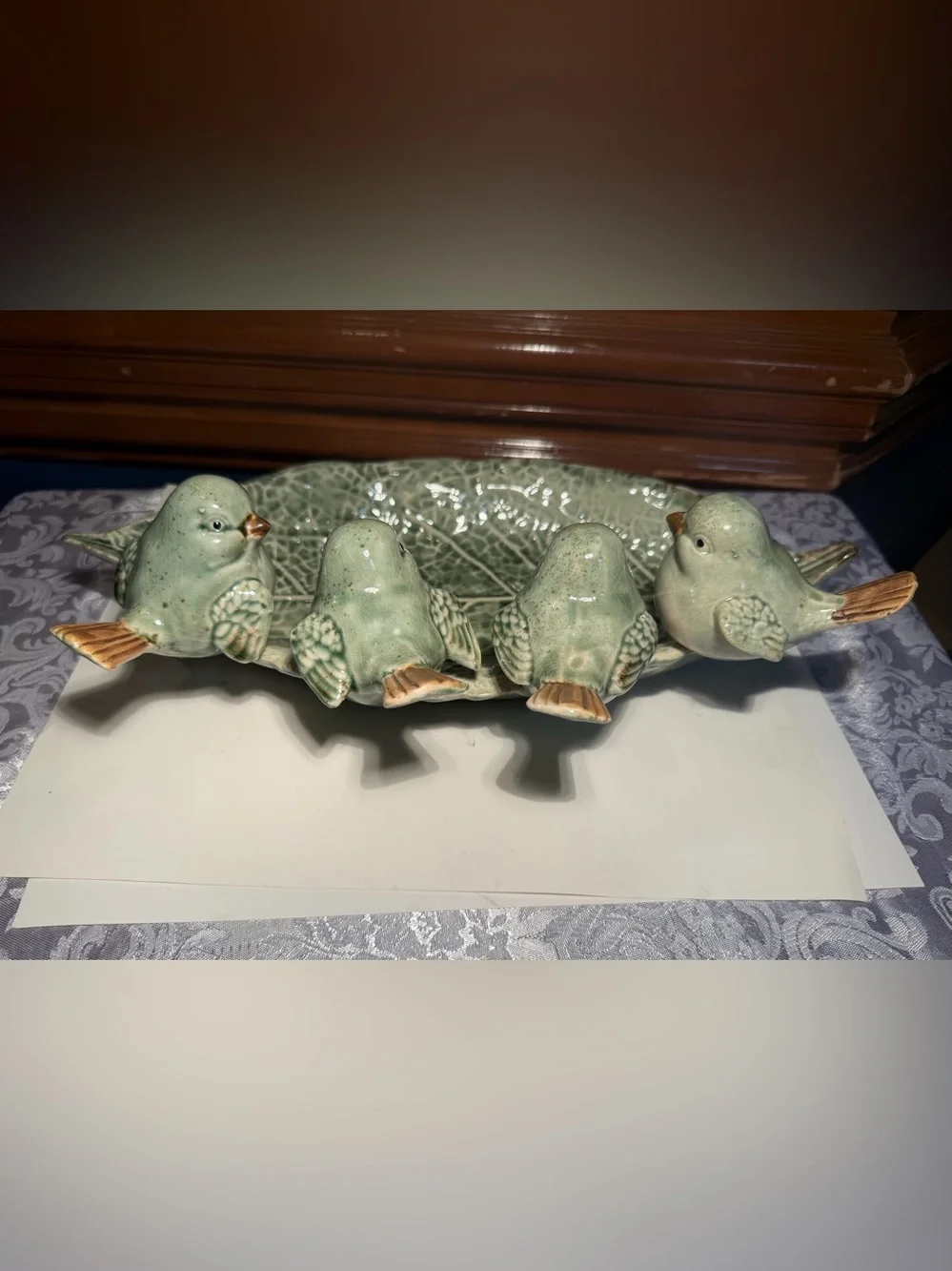 Boston International ceramic tray rustic green leaf design with 4 perched birds